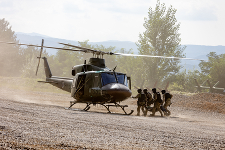 Dinamična predstavitev Slovenske vojske foto Simon Avsec